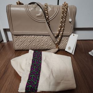 ❌️❌️SOLD❌️❌️Tory Burch Fleming Shoulder Bag